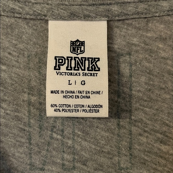 Victoria’s Secret PINK Green Bay Packers NFL size large T shirt - Picture 2 of 3